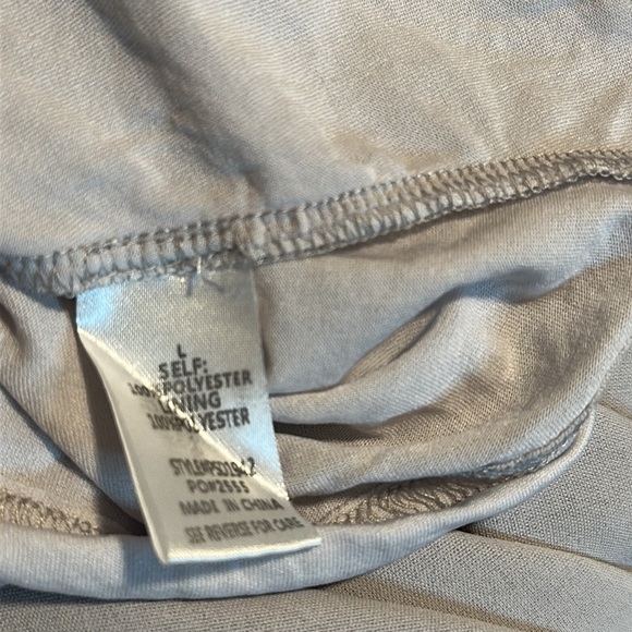 Piper & Scoot Embroidered Maxi Dress 🤍 - Picture 6 of 6